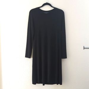 Norma kamali crewneck blend dress medium poly spandex blend little black dress